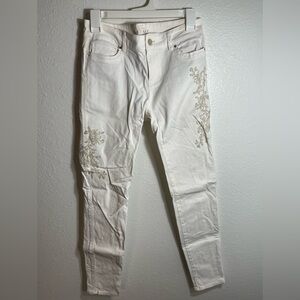 Women's Skinny White Jeans with Floral Embroidery